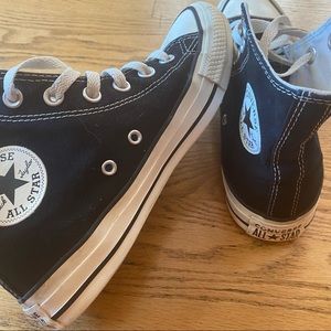 black/cream customized high top converse women size 7